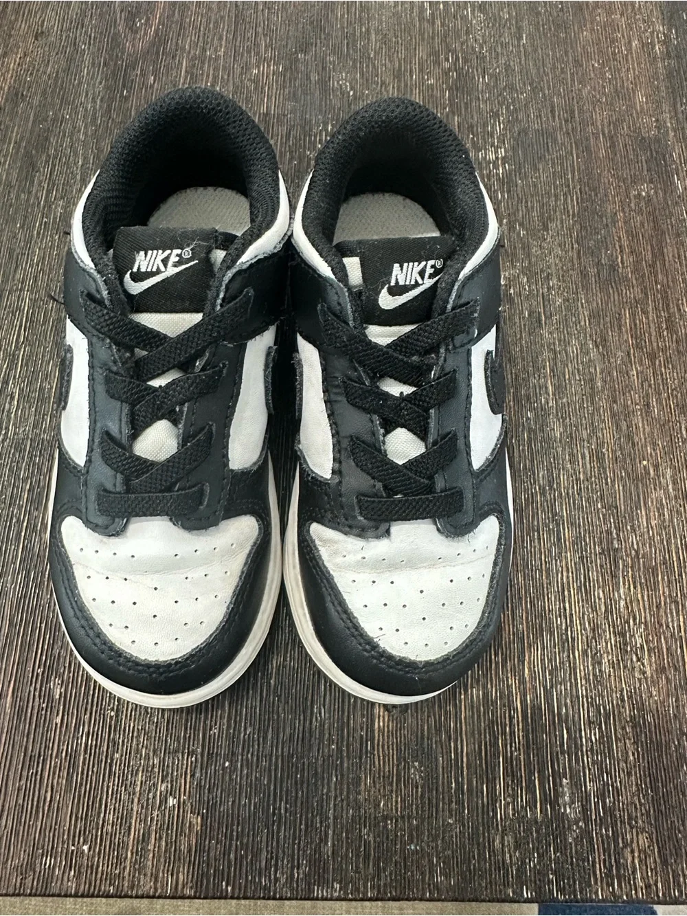 Nike Kids Black and White Low-Top Sneakers